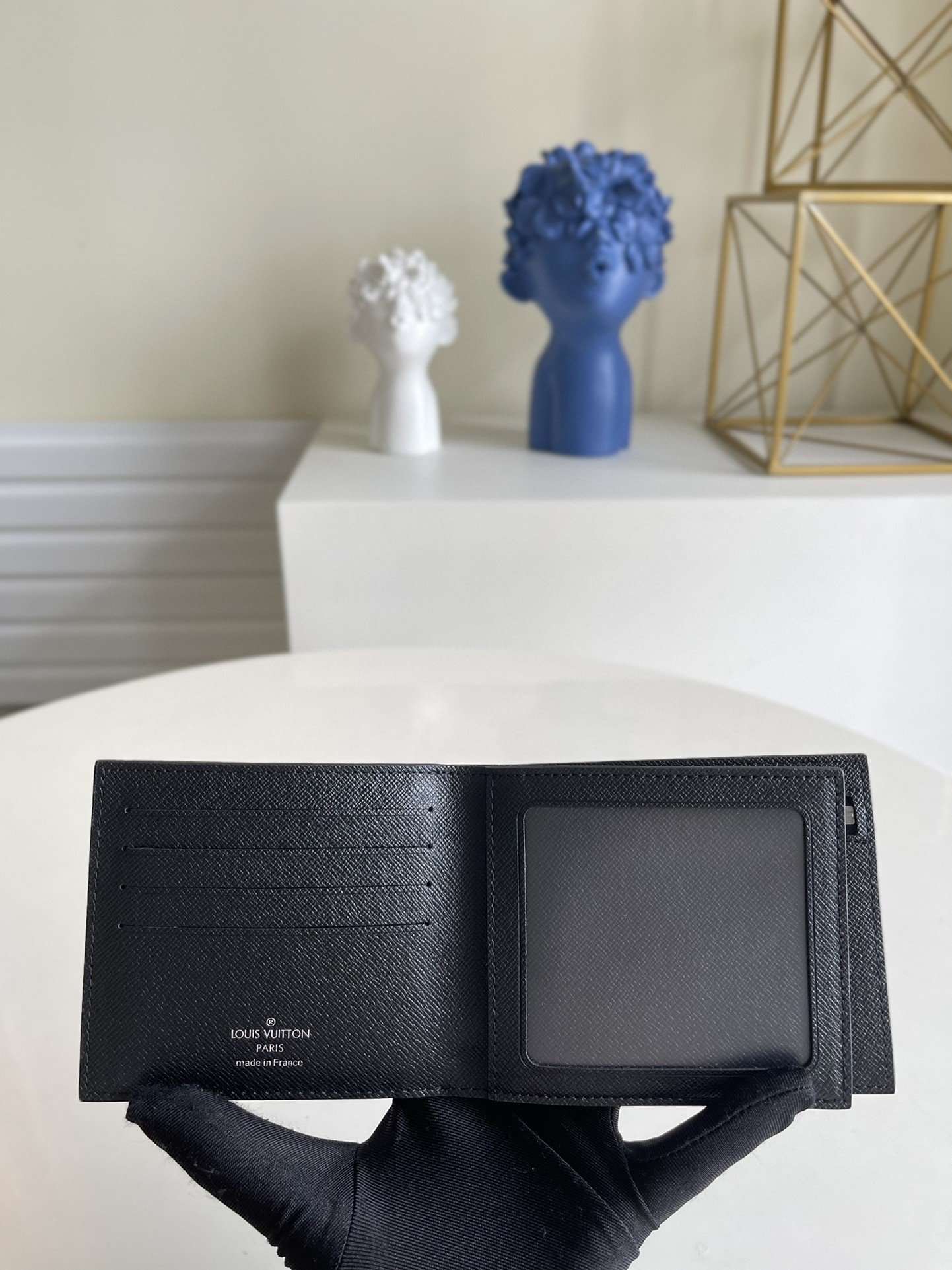 L0vis Vvtt0n Amerigo Wallet Monogram Eclipse For Men, Men’s Wallet 4.7in/11.5cm LV