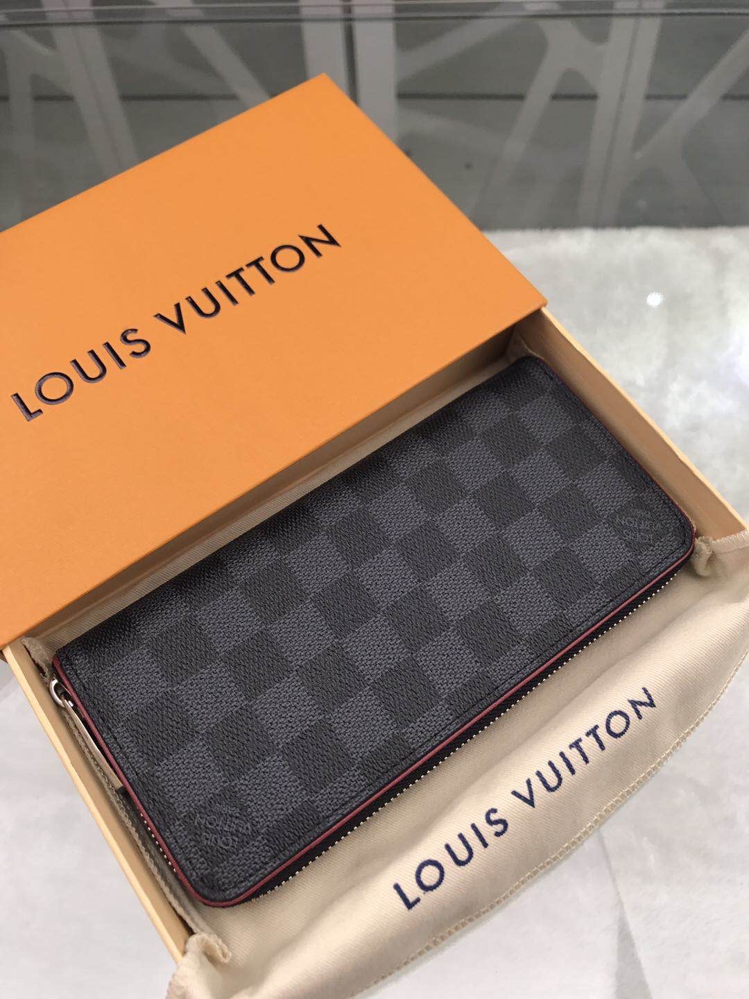 L0vis Vvtt0n Zippy Wallet Vertical Wallet Damier Graphite Canvas For Men, Men’s Wallet 7.9in/20cm LV