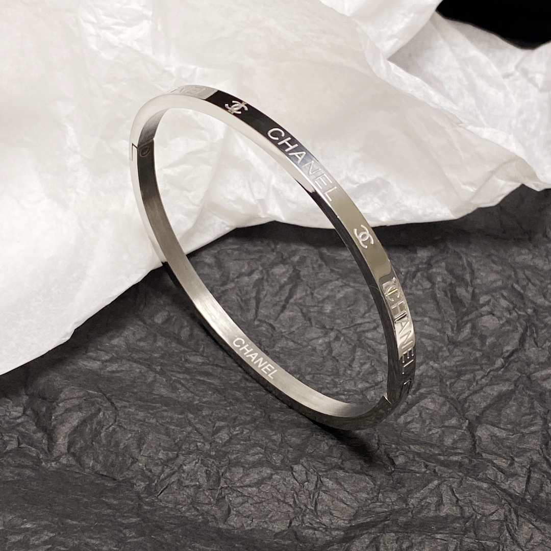 Ch**el Bracelet