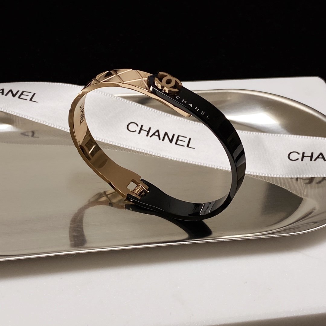 Ch**el Bracelet