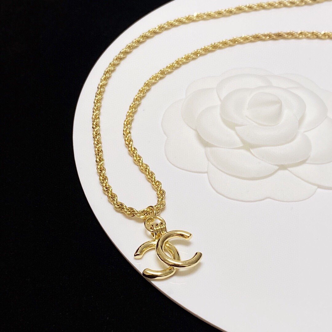 Ch**el Necklace
