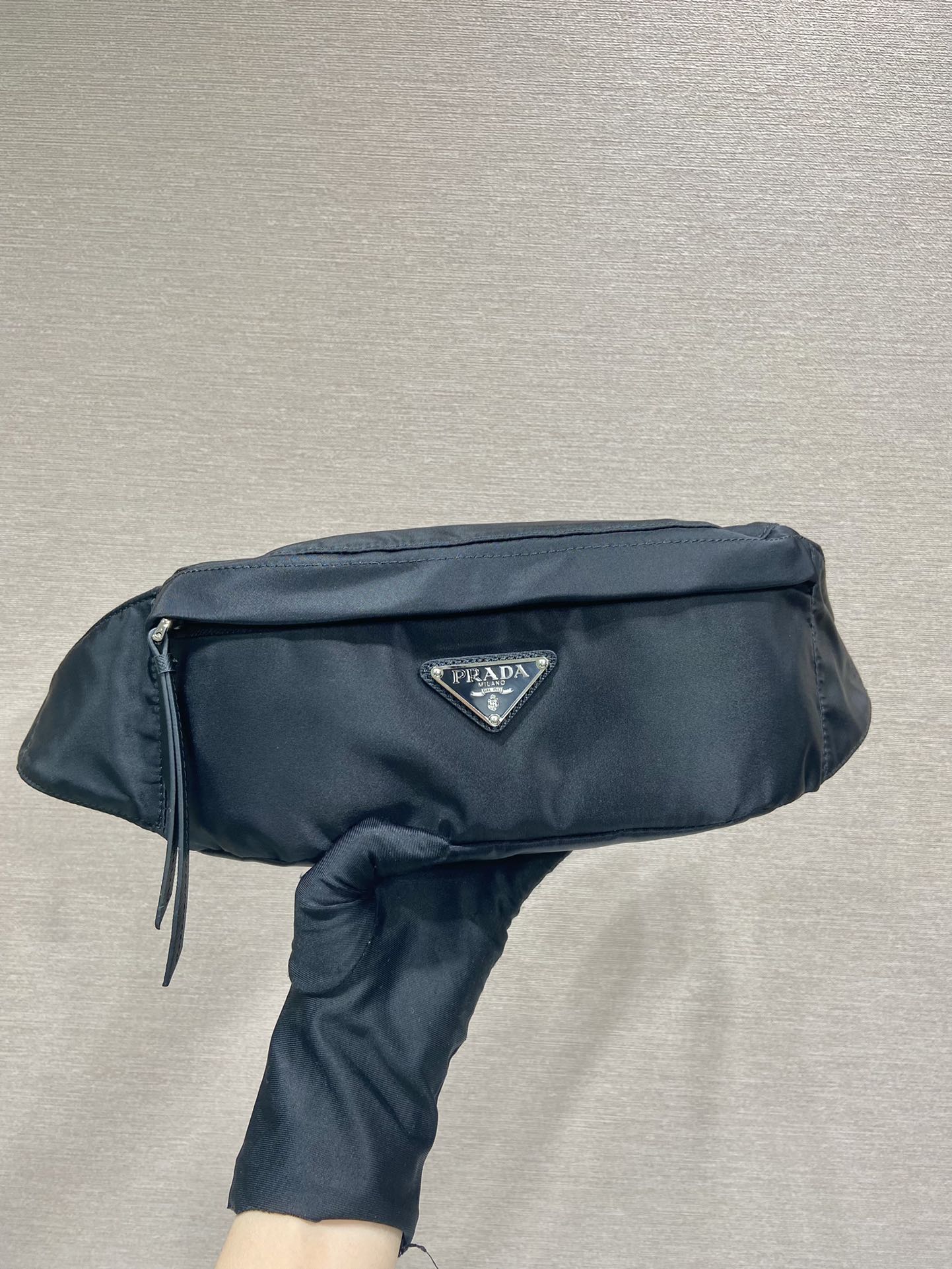 Pra*a Re-Nylon And Saffiano Belt Bag Black For Women, Women’s Bags 10.2in/26cm 2VL034_2DMG_F0002_V_OOO