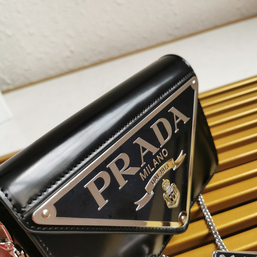 Pra*a Brushed Shoulder Bag Black For Women, Women’s Bags 6.7in/17cm