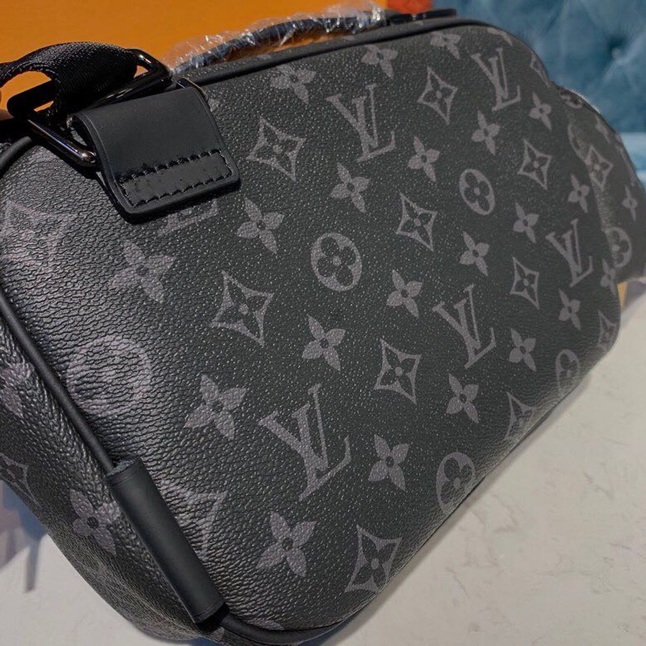 L0vis Vvtt0n Bumbag Monogram Eclipse Canvas For Men, Men’s Belt Bags 11in/28cm LV M42906