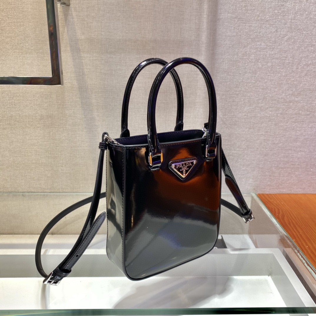 Pra*a Small Brushed Tote Black For Women, Women’s Bags 6.9in/18cm 1BA331_ZO6_F0002_V_OOO