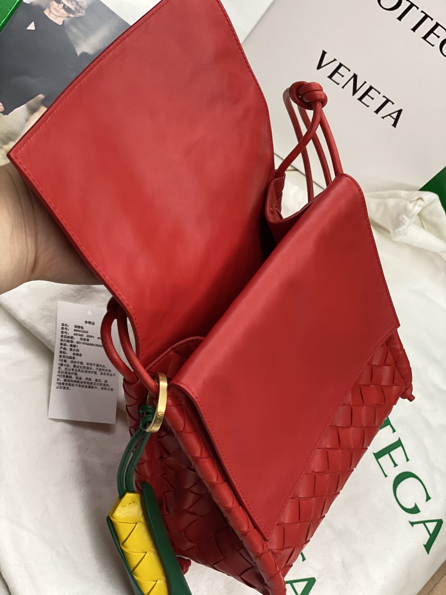 B0tt*ga Ven*ta Backpack Red, For Women, Women’s Bags 8.9in/22.5cm