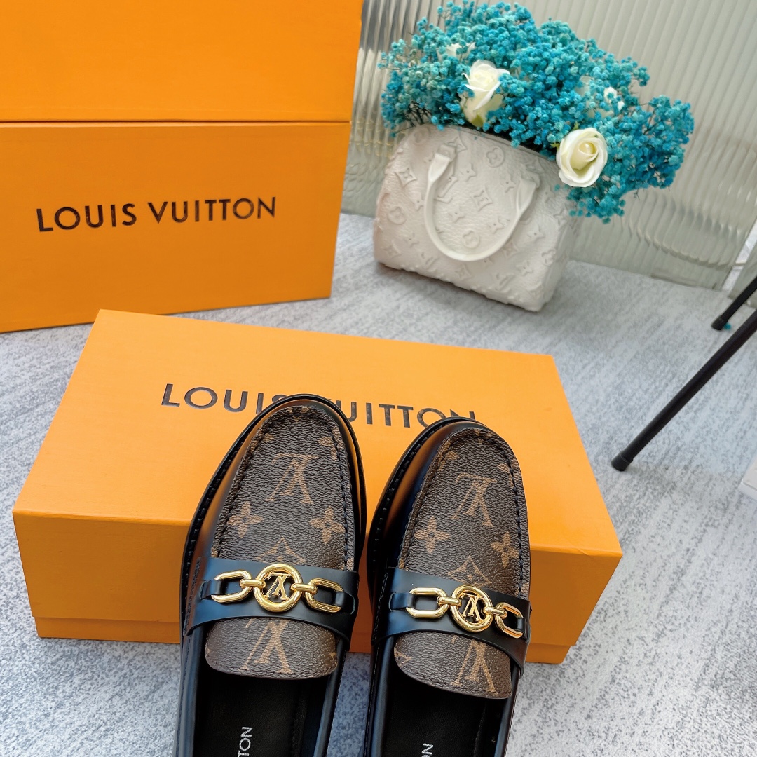 L0vis Vvtt0n Women’s Chess Flat Loafe Black And Brown For Women LV