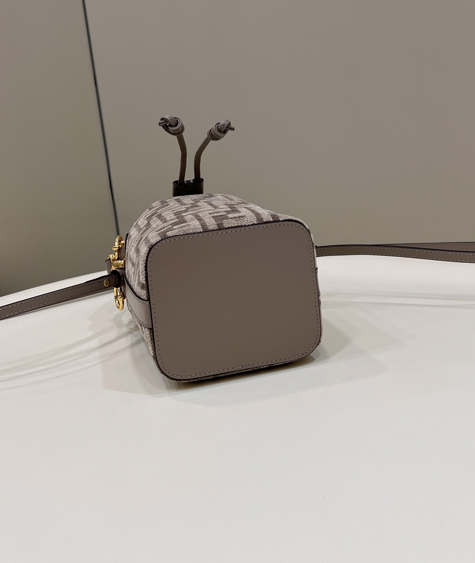 F**di Mon Tresor Small Beige Bag For Woman 18cm/7in