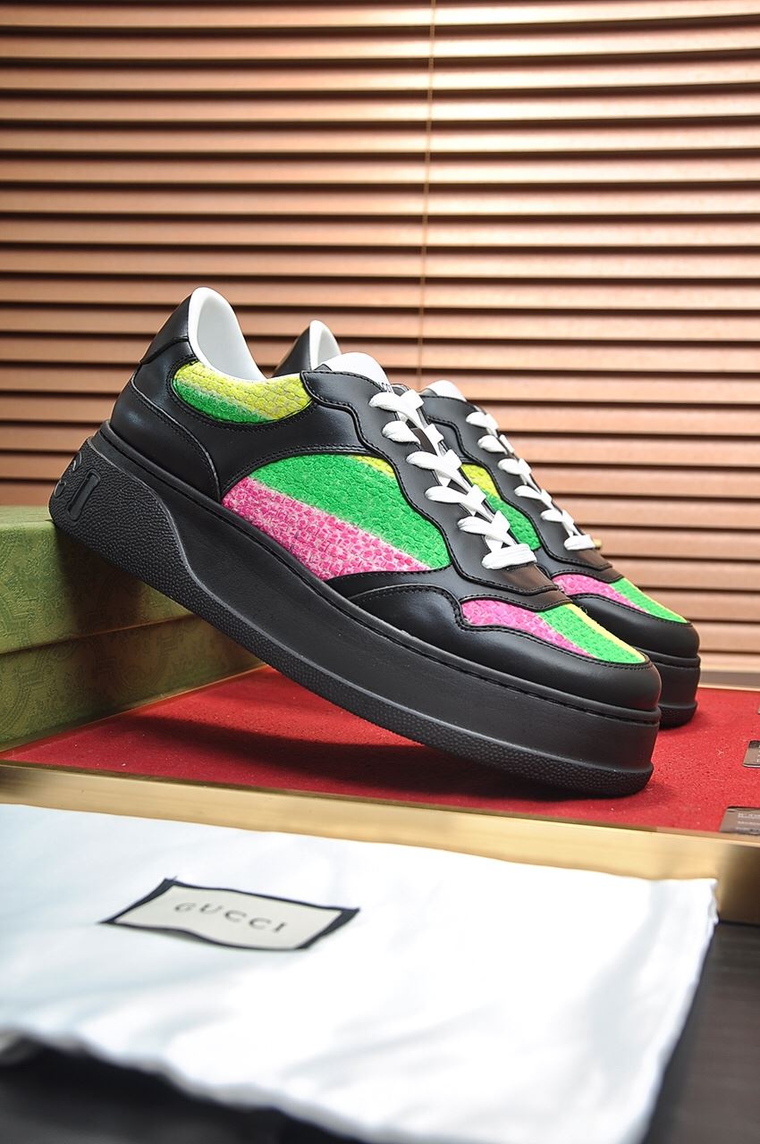 Gvc*1 Men’s Sneaker With Multicolored Stripes Black For Men 669582