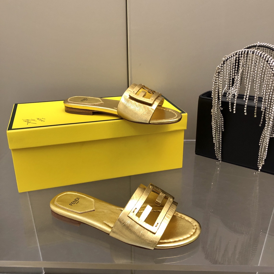 F**di Baguette Gold Nappa Slides For Women 8R8136AI16F0XV6