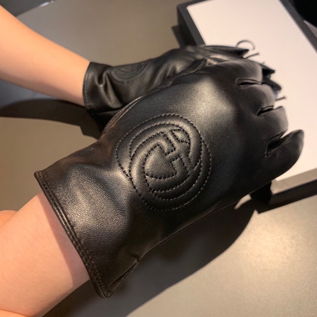 Gvc*1 Gloves With Signature Double G Motif In Black