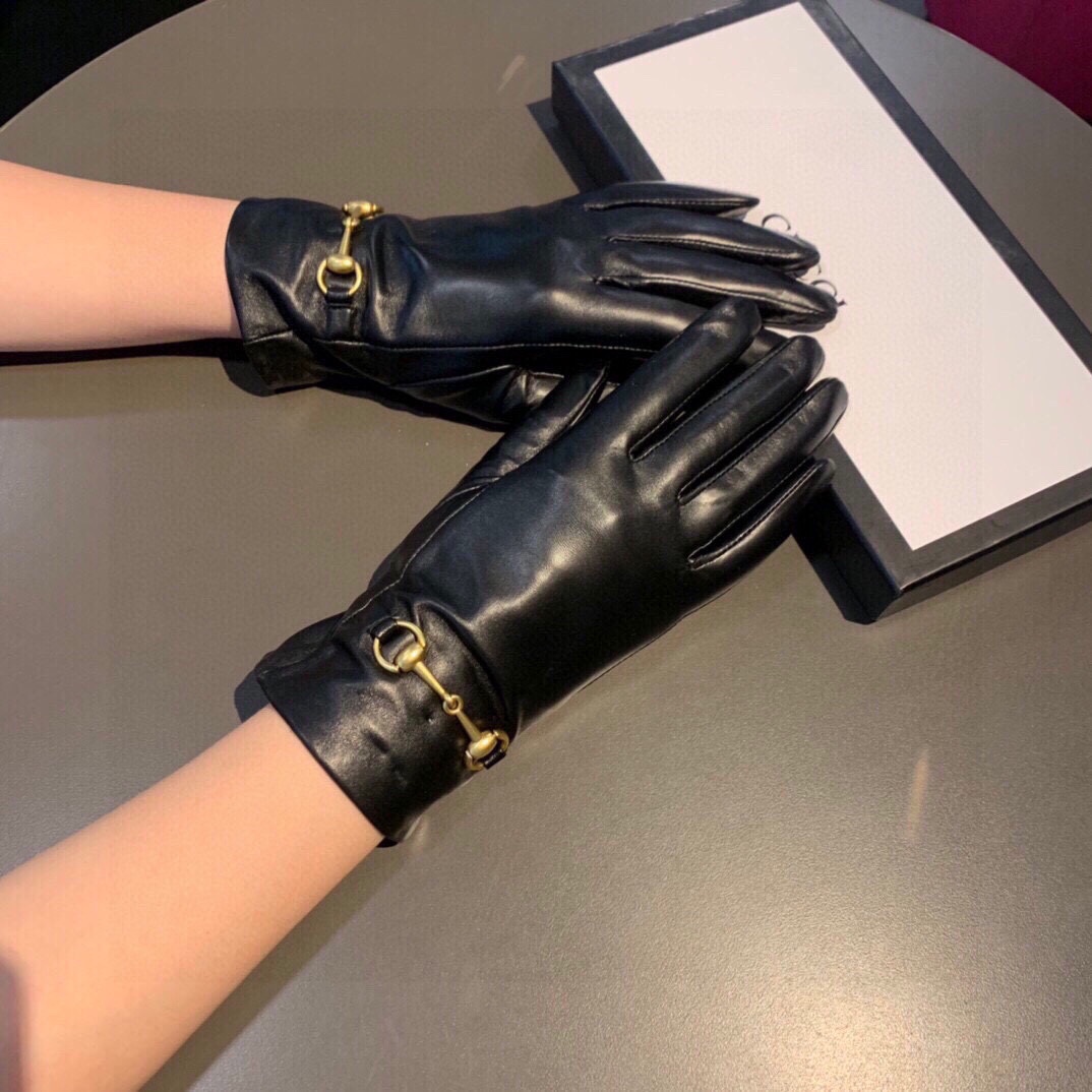 Gvc*1 Gloves With Hoursebit In Black