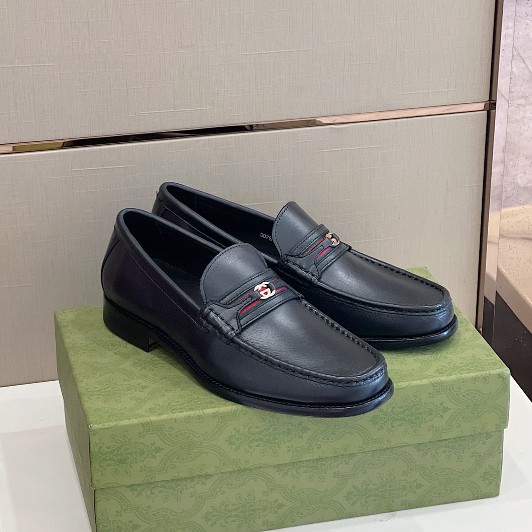 Gvc*1 Men’s Loafer With Interlocking G Black For Men 644724 17X10 1060