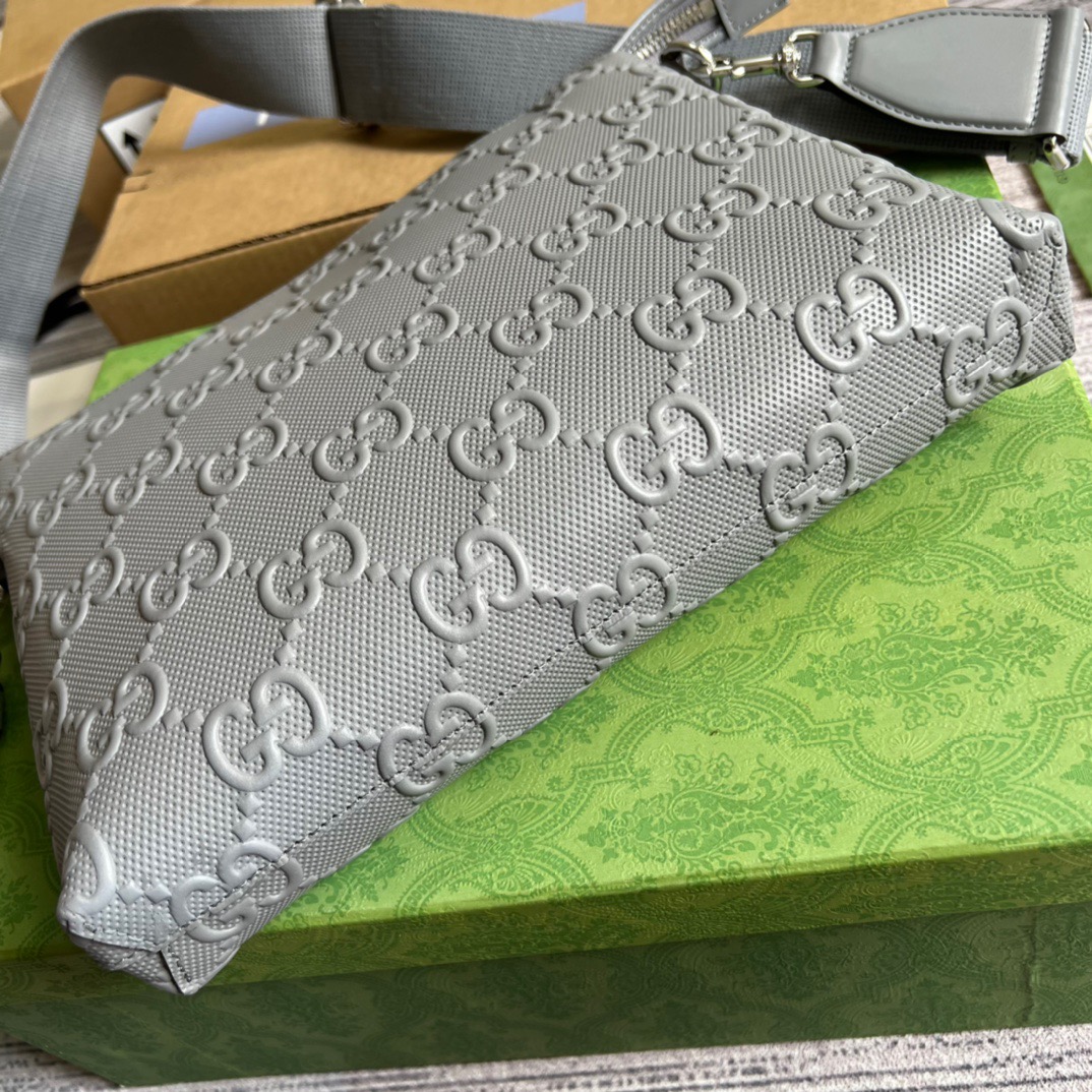 Gvc*1 GG Embossed Medium Messenger Bag Grey GG Embossed For Men 12in/31cm GG