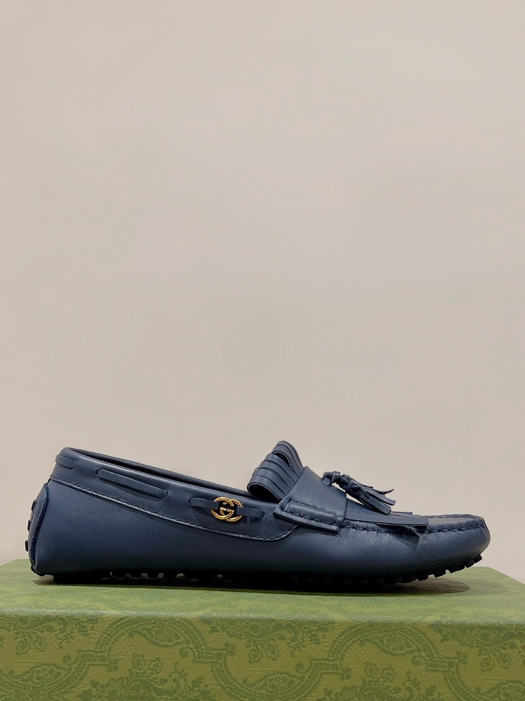 Gvc*1 Men’s Loafer With Driver Interlocking G Blue For Men 624699
