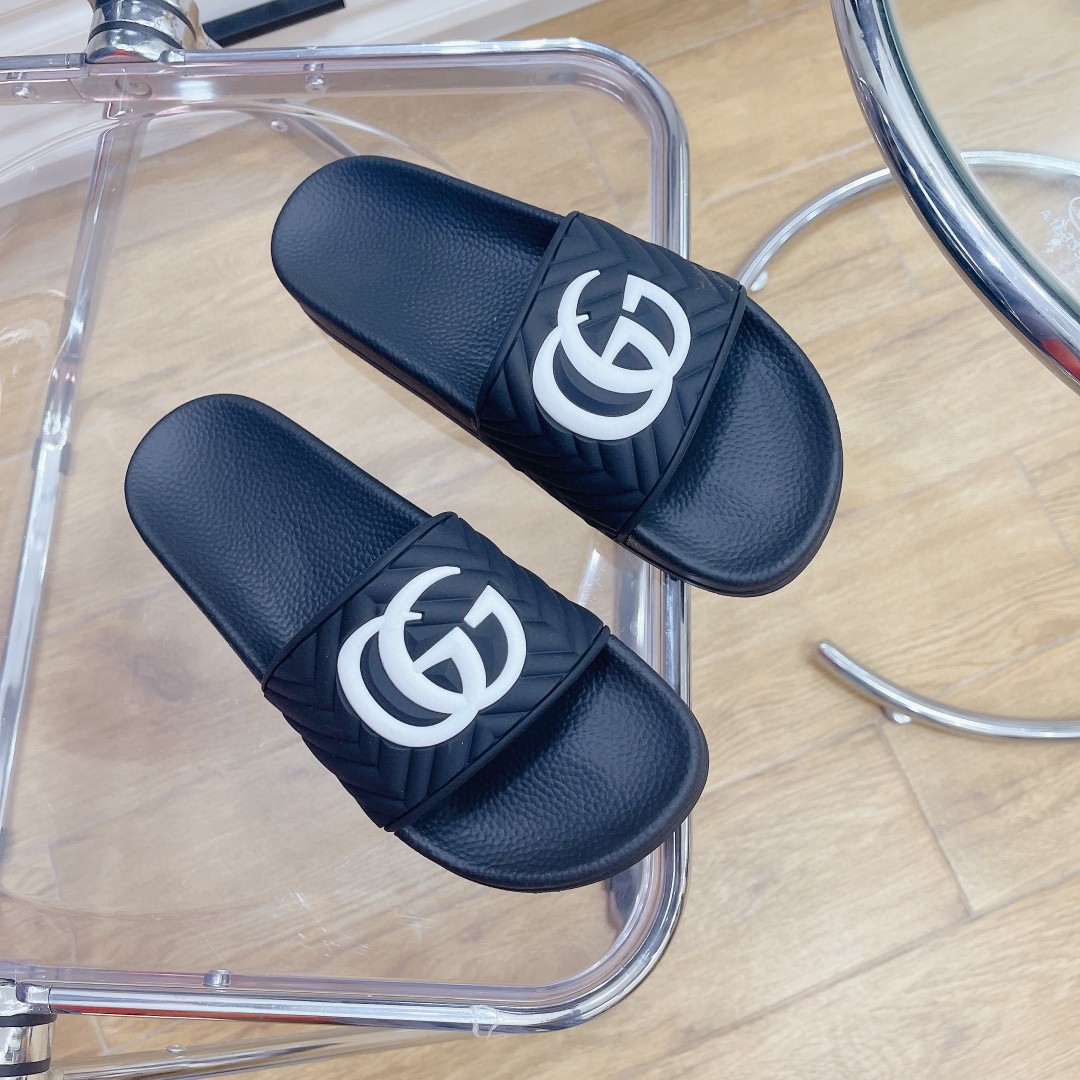 Gvc*1 Women’s Quilted GG Rubber Slide Black And White For Women 601041