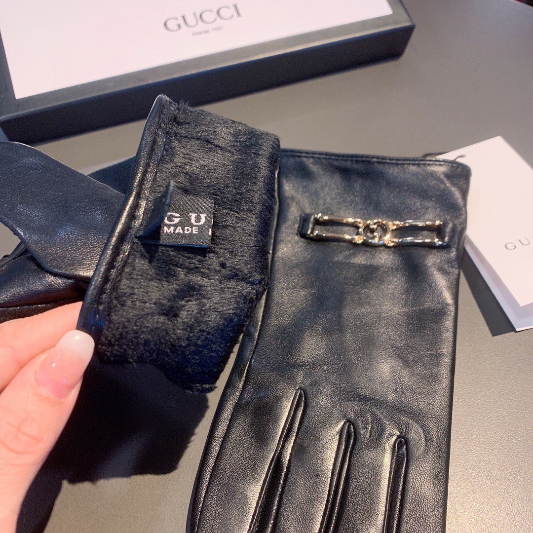 Gvc*1 Gloves With Signature Double G Motif In Black