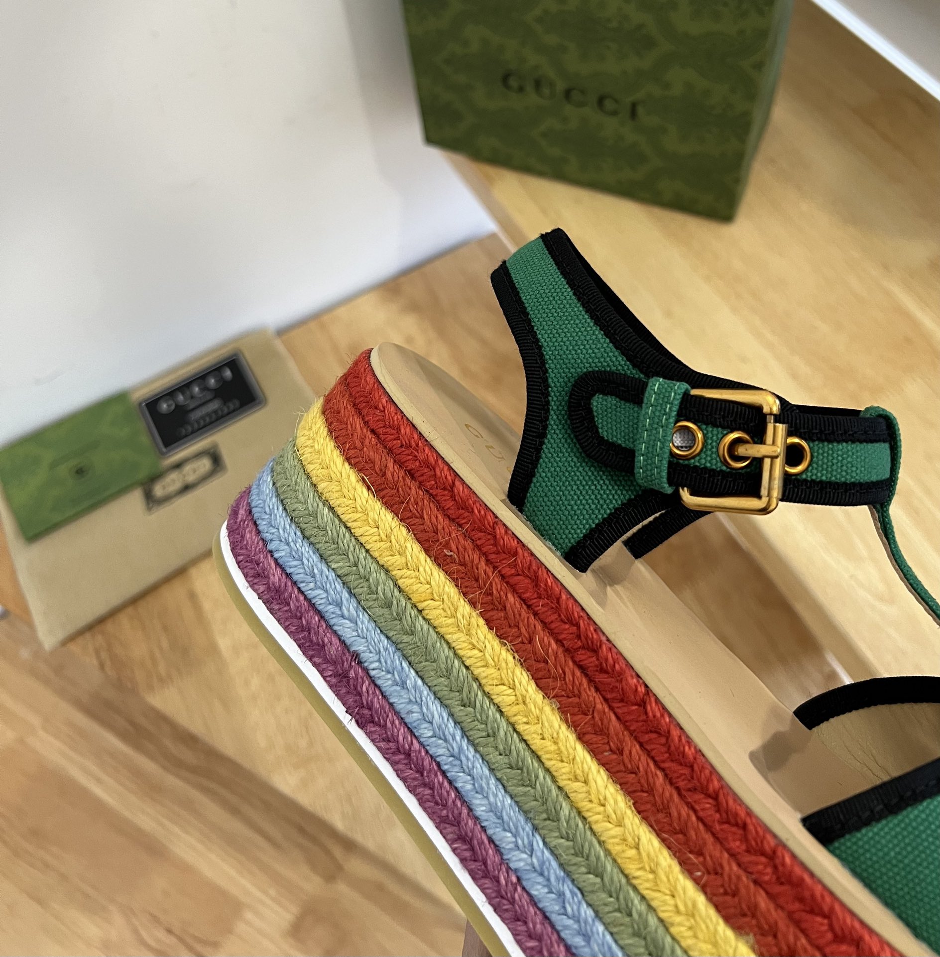 Gvc*1 Women’s Platform Sandal Green For Women GG