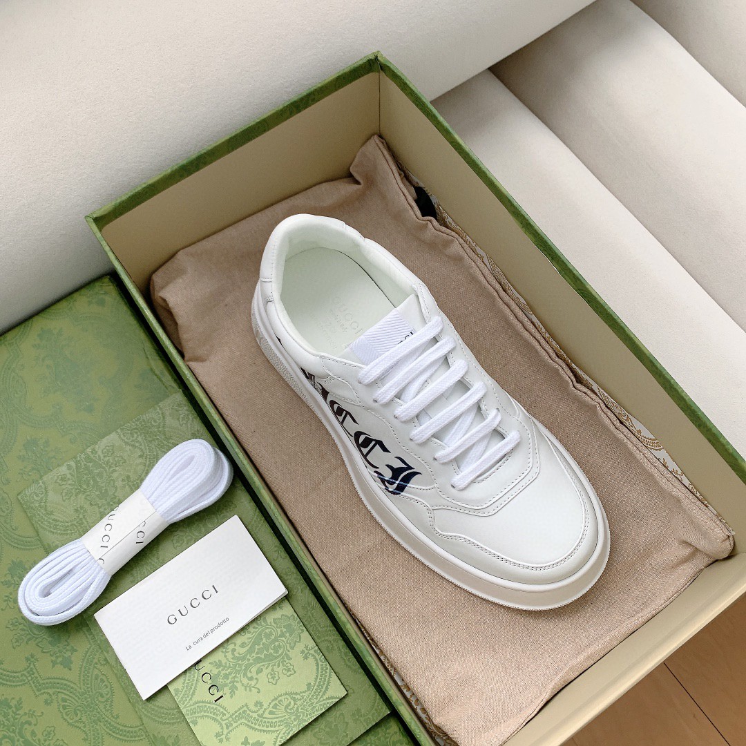 Gvc*1 Men’s Sneaker White With Gvc*1 Print For Men 670408 1XL10