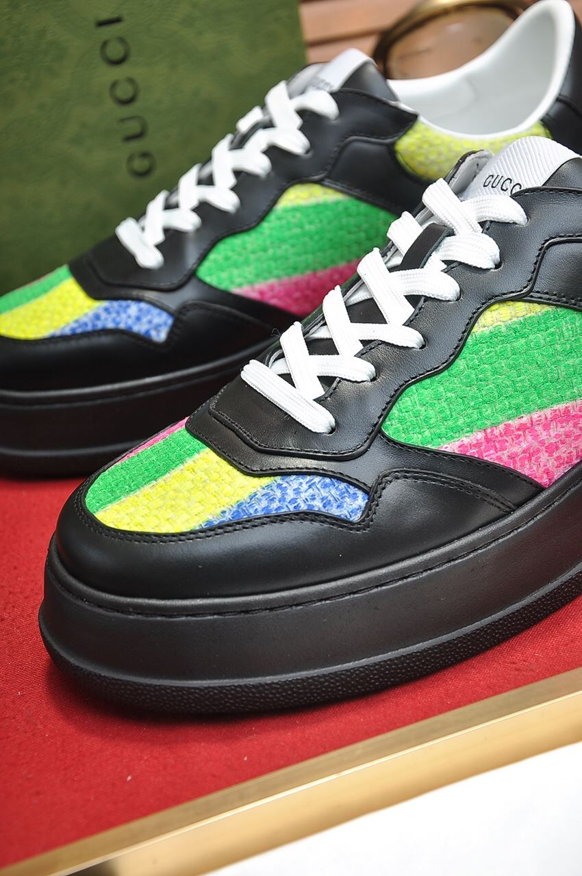 Gvc*1 Men’s Sneaker With Multicolored Stripes Black For Men 669582