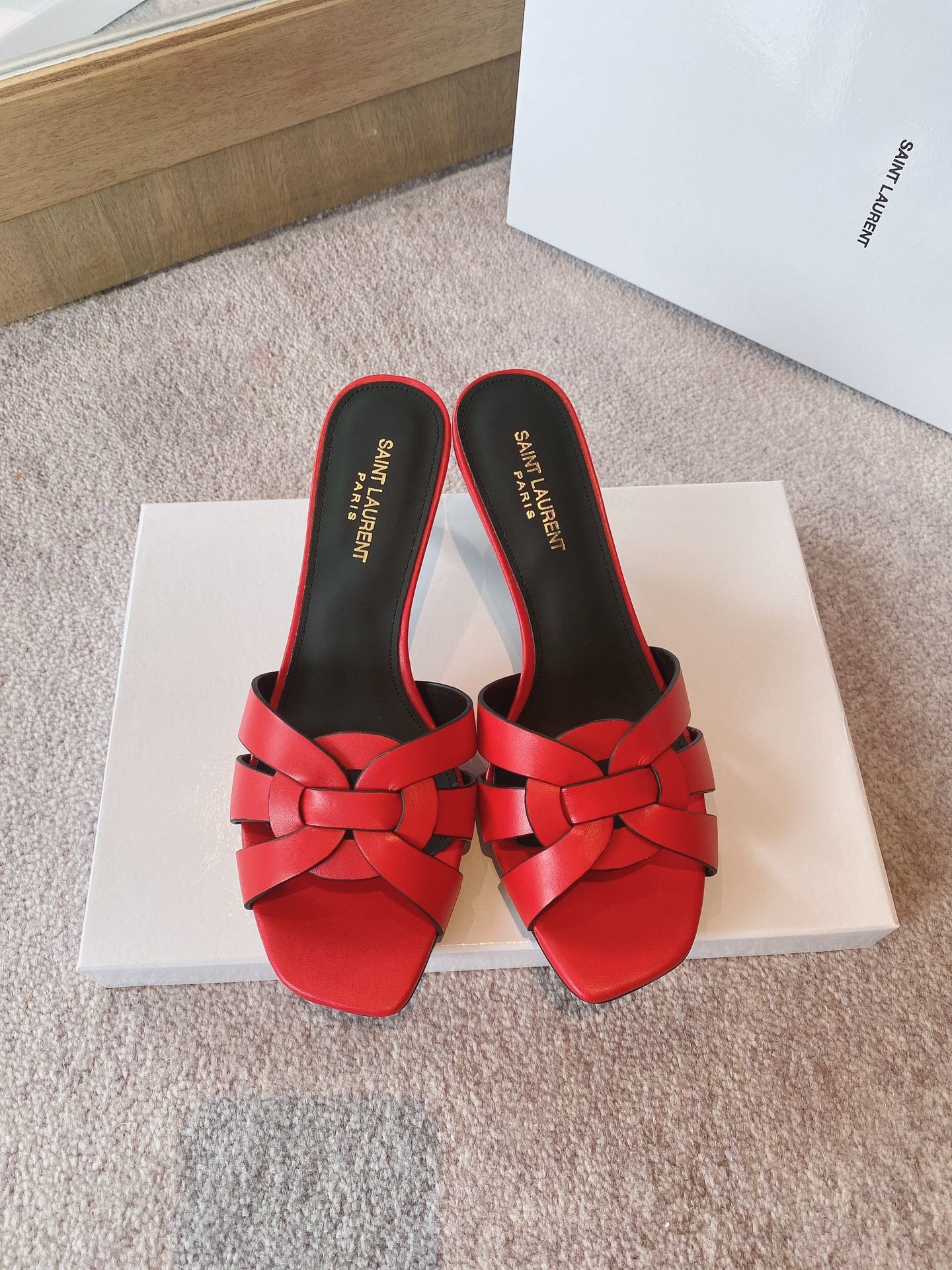 Sa1nt Lau*nt Women’s Tribute Heeled Mules Red For Women Y51
