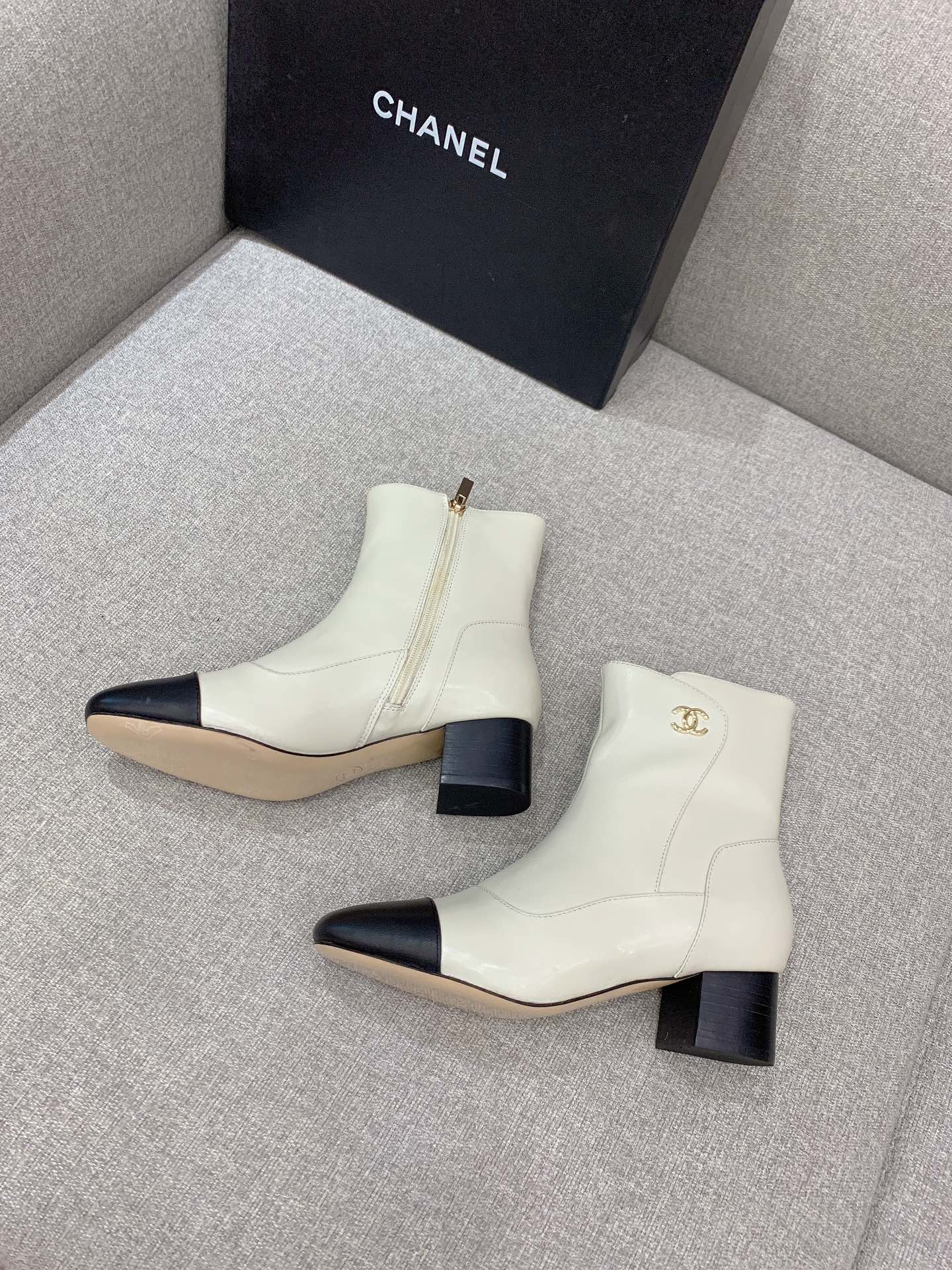 Ch**el Women’s Ankle Boots White For Women 2.2in/5.5cm