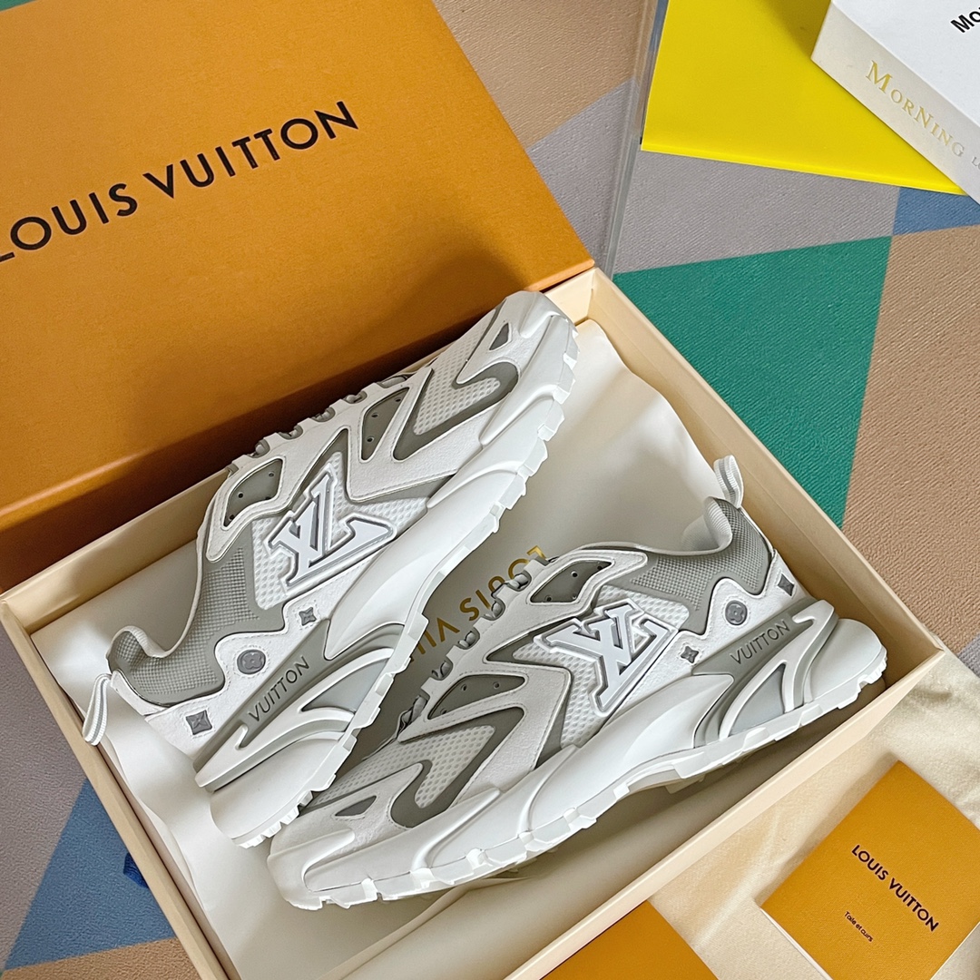 L0vis Vvtt0n Men’s LV Runner Tatic Sneaker White For Men LV 1A9TUZ