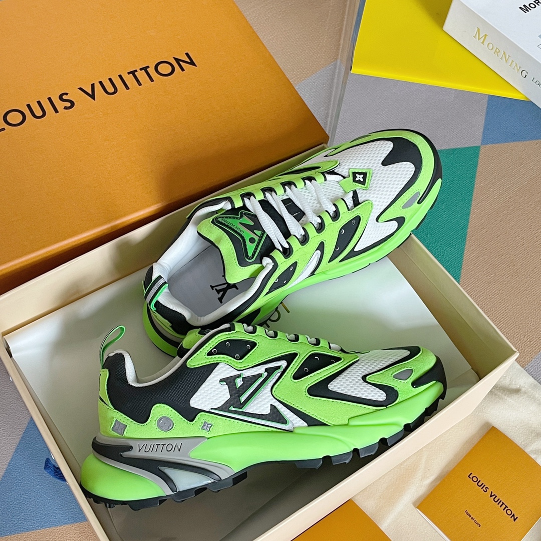 L0vis Vvtt0n Men’s LV Runner Tatic Sneaker Green For Men LV 1A9JER