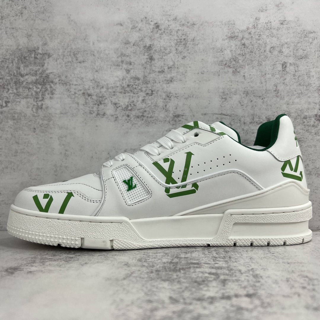 L0vis Vvtt0n Women’s LV Trainer Sneaker Green For Women LV 1AAGXF