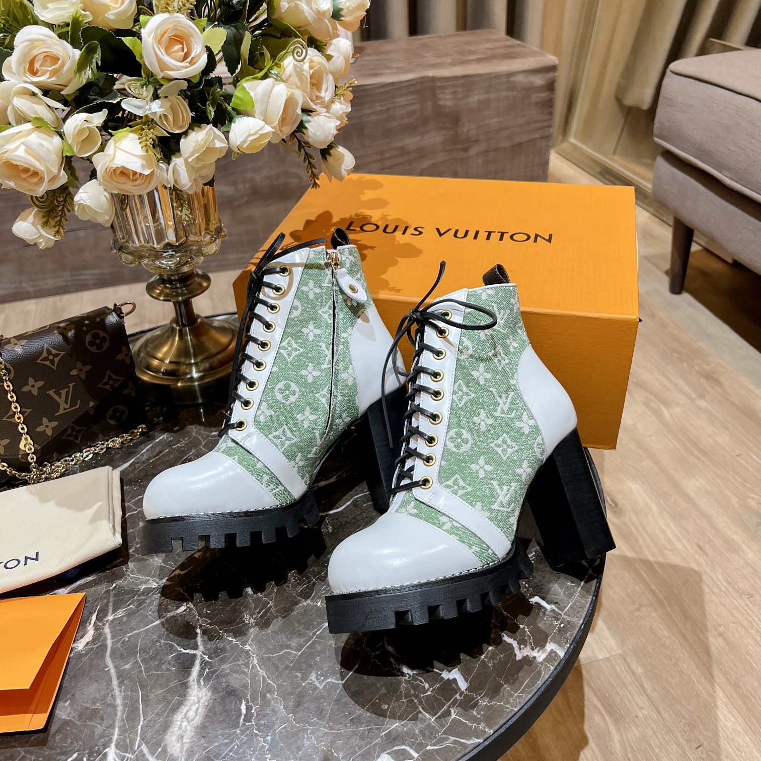 L0vis Vvtt0n Women’s Star Trail Ankle Boots Green For Women LV