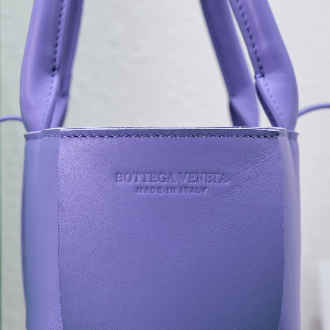B0tt*ga Ven*ta Mini Arco Tote Bag Blue, For Women, Women’s Bags 9.8in/25cm