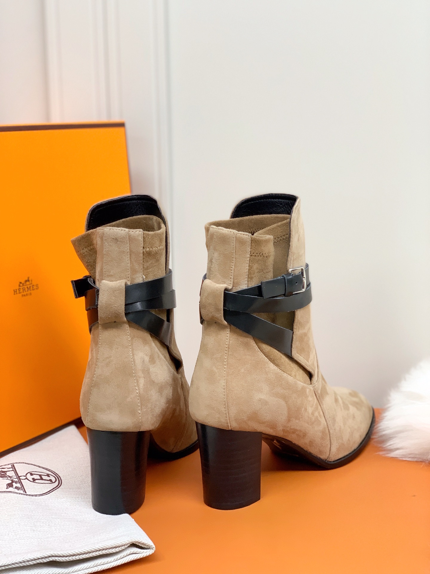 H**me5 Frenchie 70 Ankle Boots Beige For Women 2.8in/7cm.