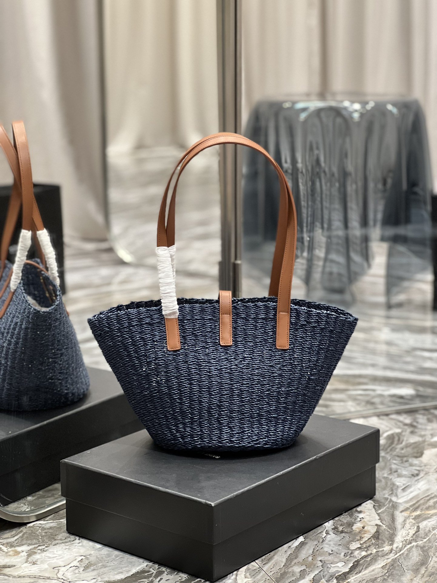 Sa1nt Lau*nt Panier Medium Bag Blue For Women, Women’s Bags 16.5in/42cm Y51