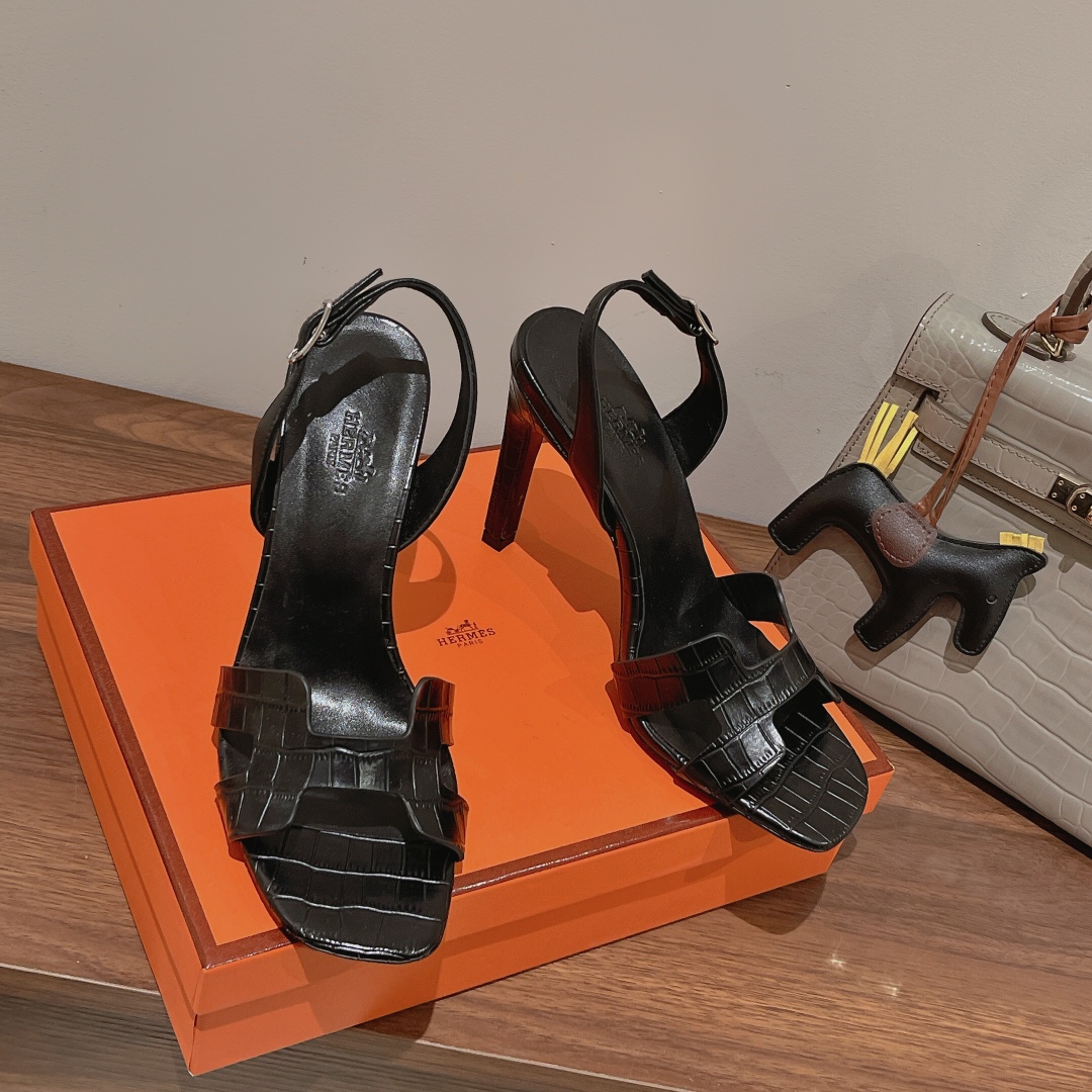 H**me5 Ella Sandal Noir For Women 4.1in/10.5cm H221241Z 02360