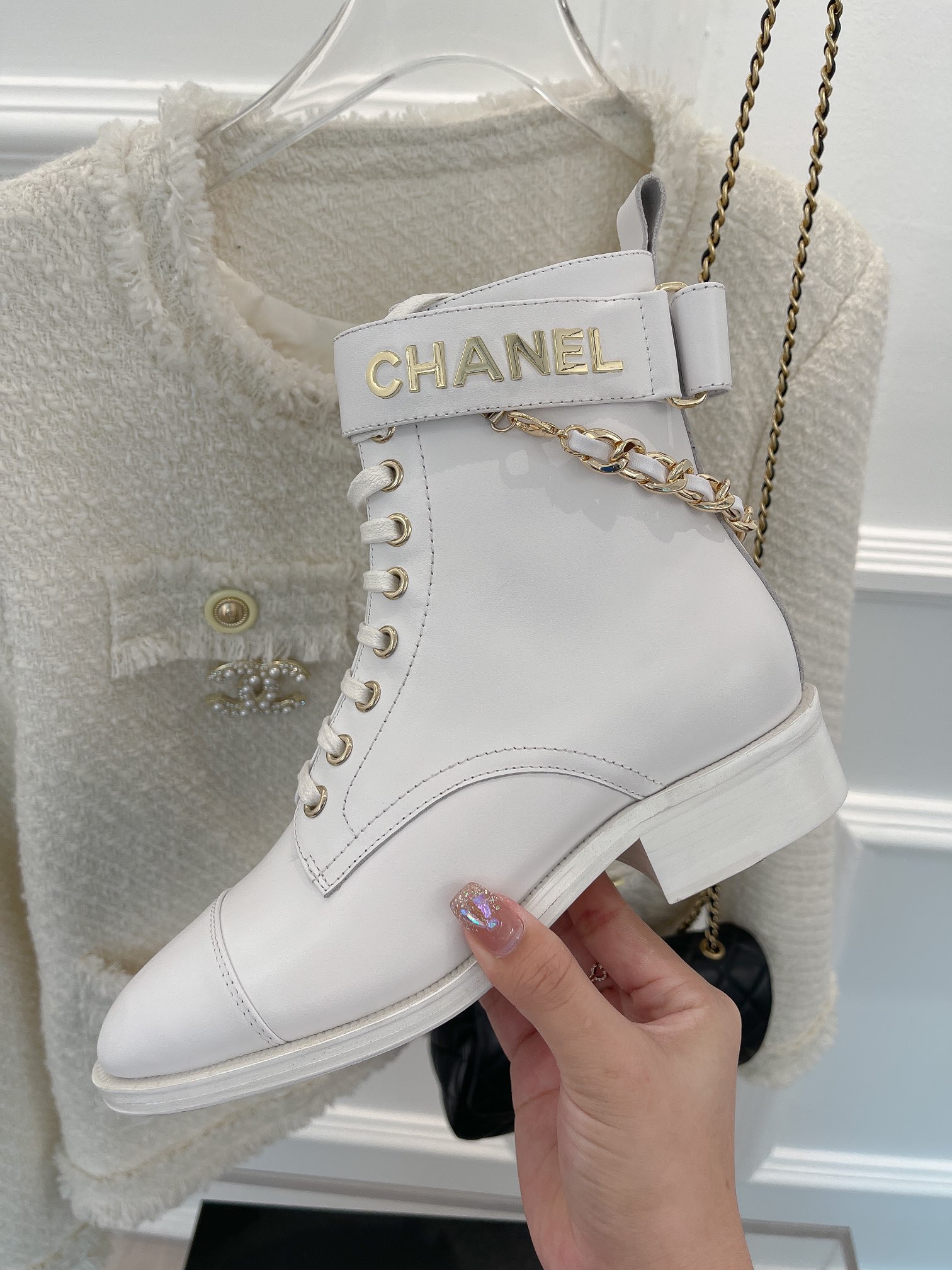 Ch**el Women’s Lace-Up With Chain White For Women 1.5in/4cm