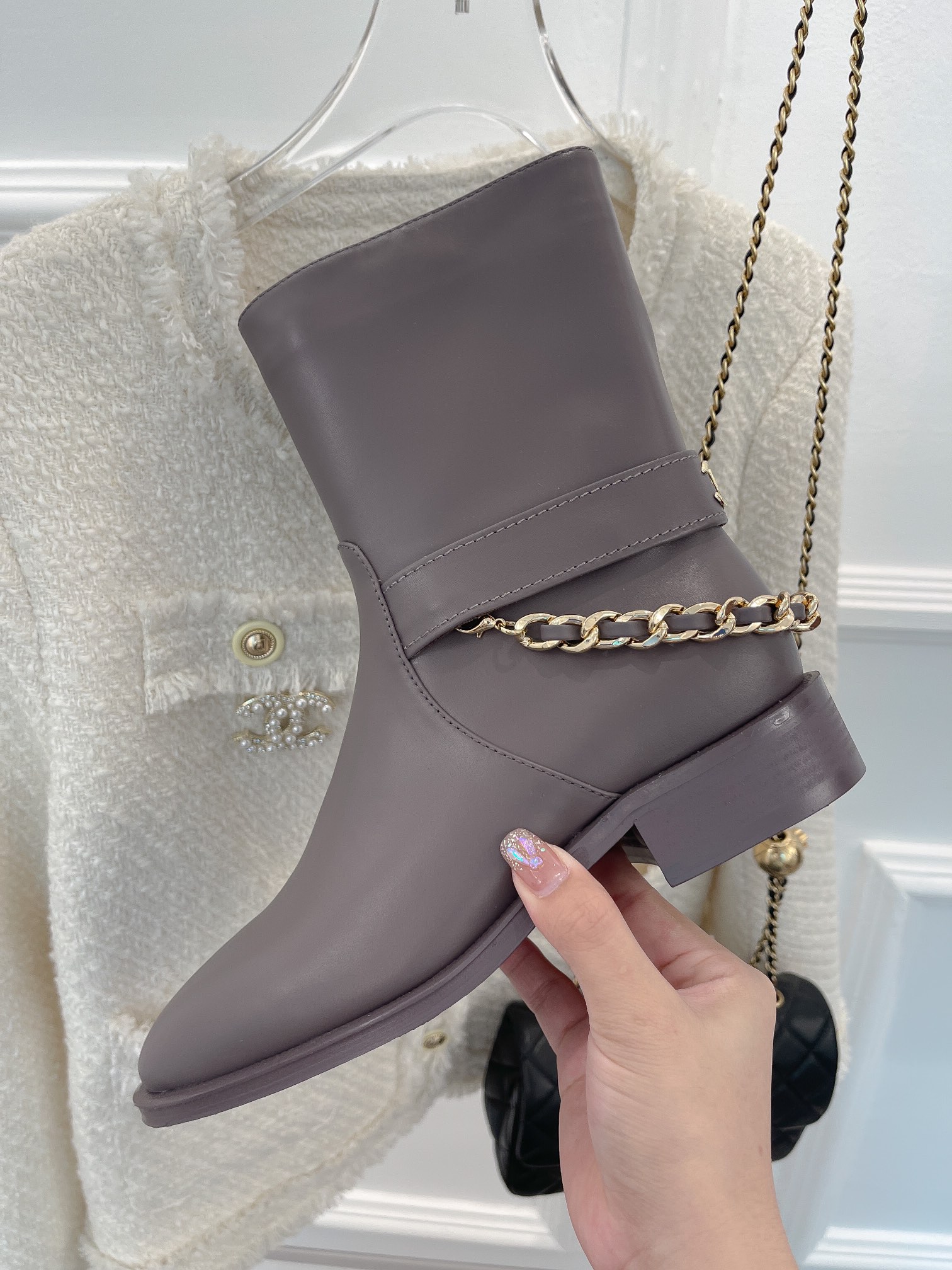 Ch**el Women’s Ankle Boots With Chain Light Violet For Women 1.5in/4cm